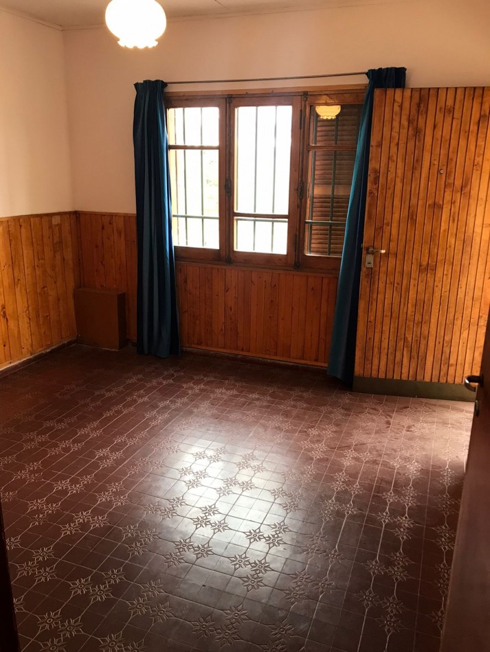 Acogedora  casa en B° Bancario - Inmejorable zona del departamentos de San Rafael - 