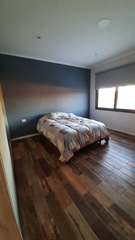 RETASADA!! Residencia de Lujo en barrio privado Complejo Las Lavandas! 
