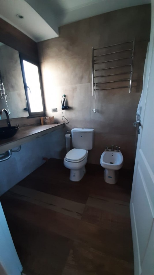RETASADA!! Residencia de Lujo en barrio privado Complejo Las Lavandas! 