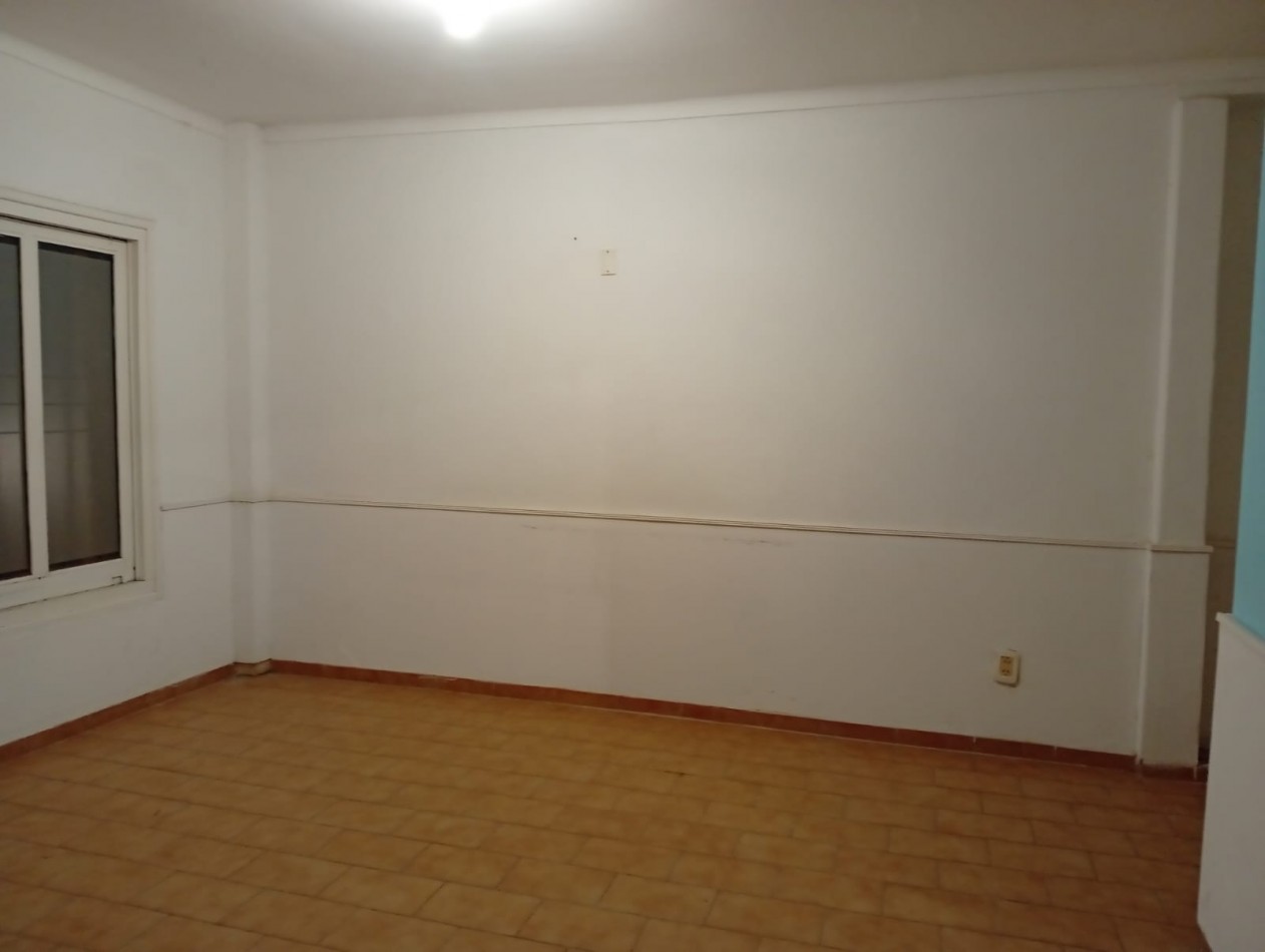 Casa a la Venta "Zona Tribunales"