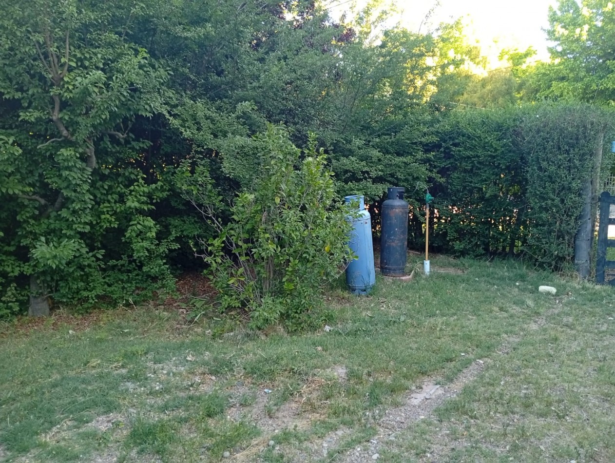 Propiedad en Villa 25 de Mayo: casa con amplio terreno