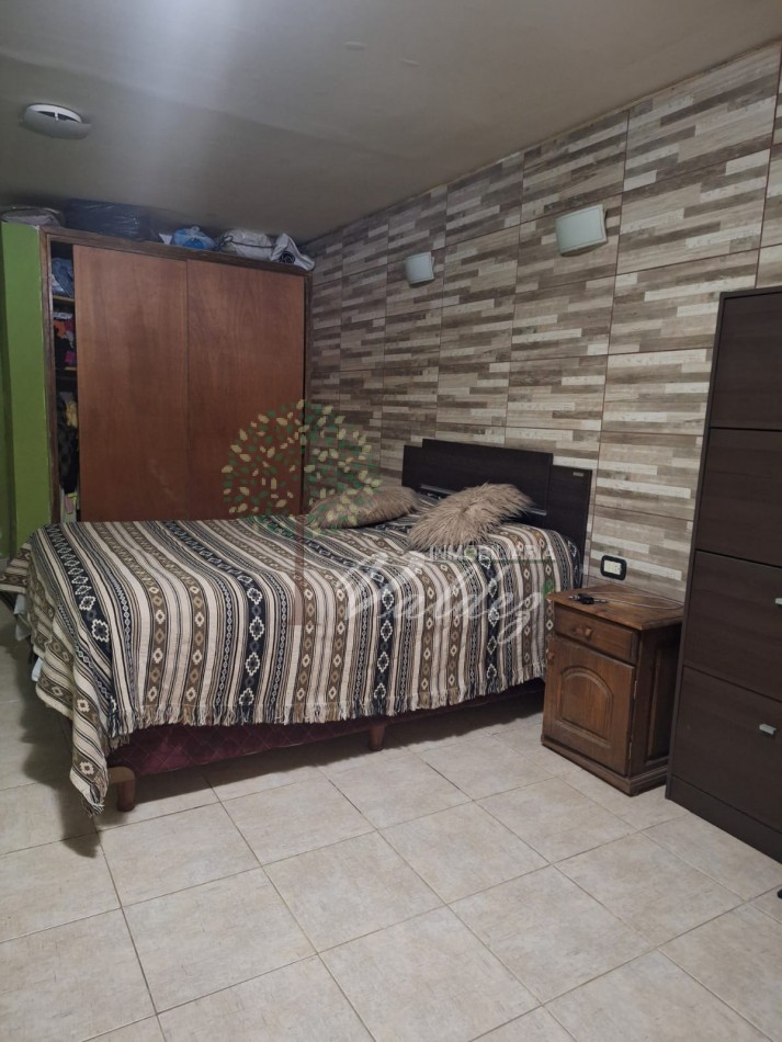 CASA CENTRICA + DEPARTAMENTO, CALLE LAVALLE 464