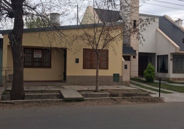 Acogedora  casa en B° Bancario - Inmejorable zona del departamentos de San Rafael - 