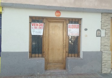 Casa a la Venta -Zona Comercial-