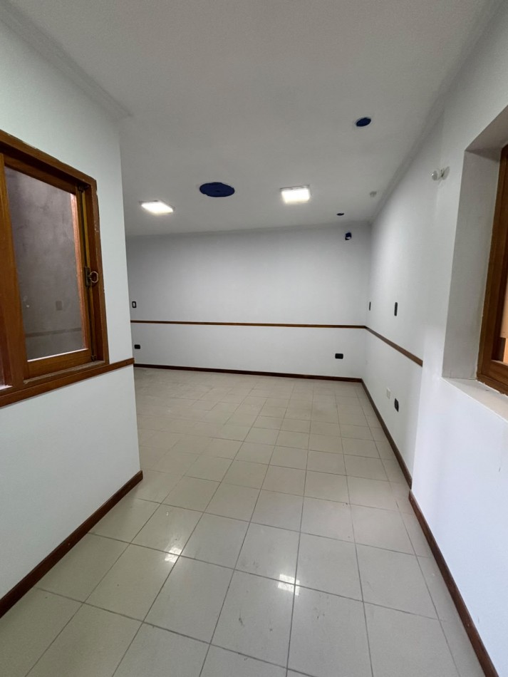 ALQUILO IDEAL ESTUDIO JURIDICO - A METROS DE JUZGADO FEDERAL 